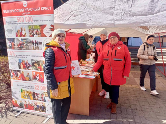 В Гомеле Красный Крест организовал три площадки по здоровому образу жизни накануне Всемирного дня здоровья