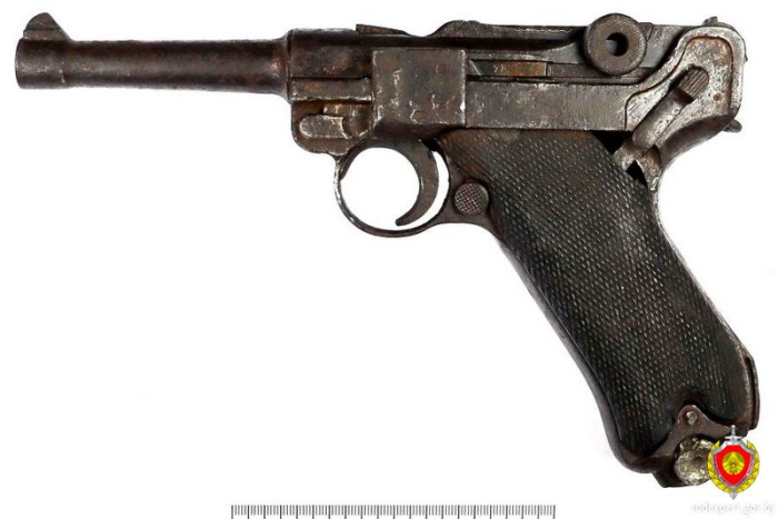 Мозырянин сдал в милицию пистолет Люгера 1940 года – оружие оказалось пригодным для стрельбы
