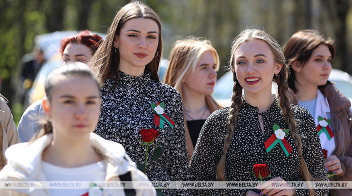 Лукашенко: молодежь Беларуси умная и талантливая, полная ярких идей и грандиозных планов - лучшая на земле