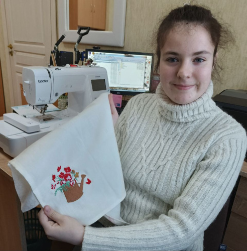 Мастерскую машинной вышивки для людей с инвалидностью открыли в Добрушском центре социального обслуживания
