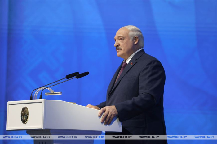 Лукашенко изучит вопрос придания патриотическому центру в Бресте статуса Всебелорусской молодежной стройки