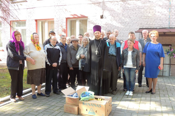 Гомельская епархия провела благотворительную акцию ко Дню пожилых людей