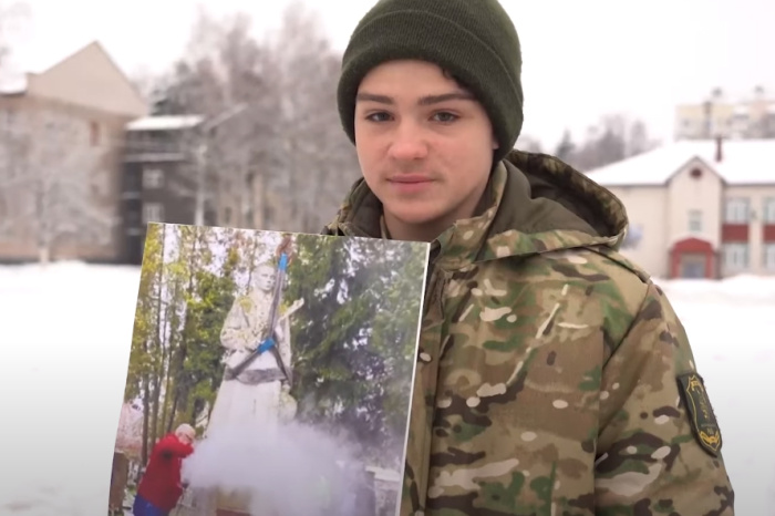 Флешмоб. Военно-патриотический клуб &quot;Рысь&quot; против преступного беспамятства