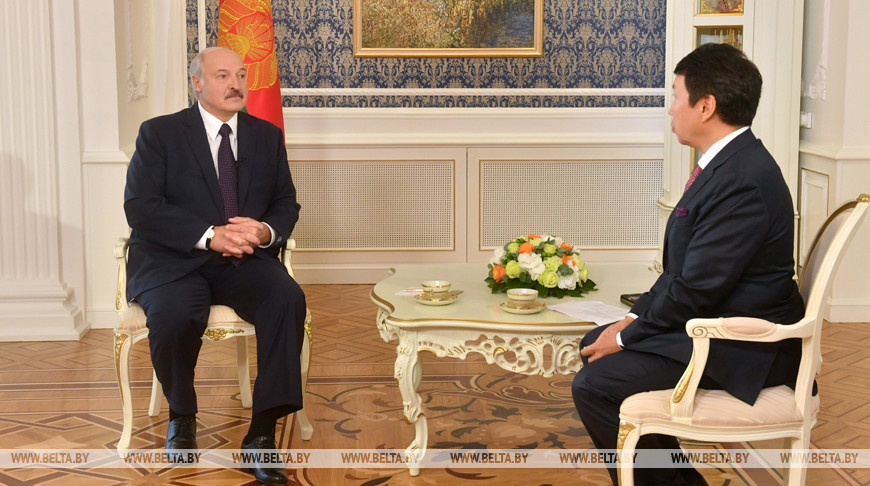 Александр Лукашенко об отношениях с Казахстаном, интеграции, независимости и факторе личности в истории
