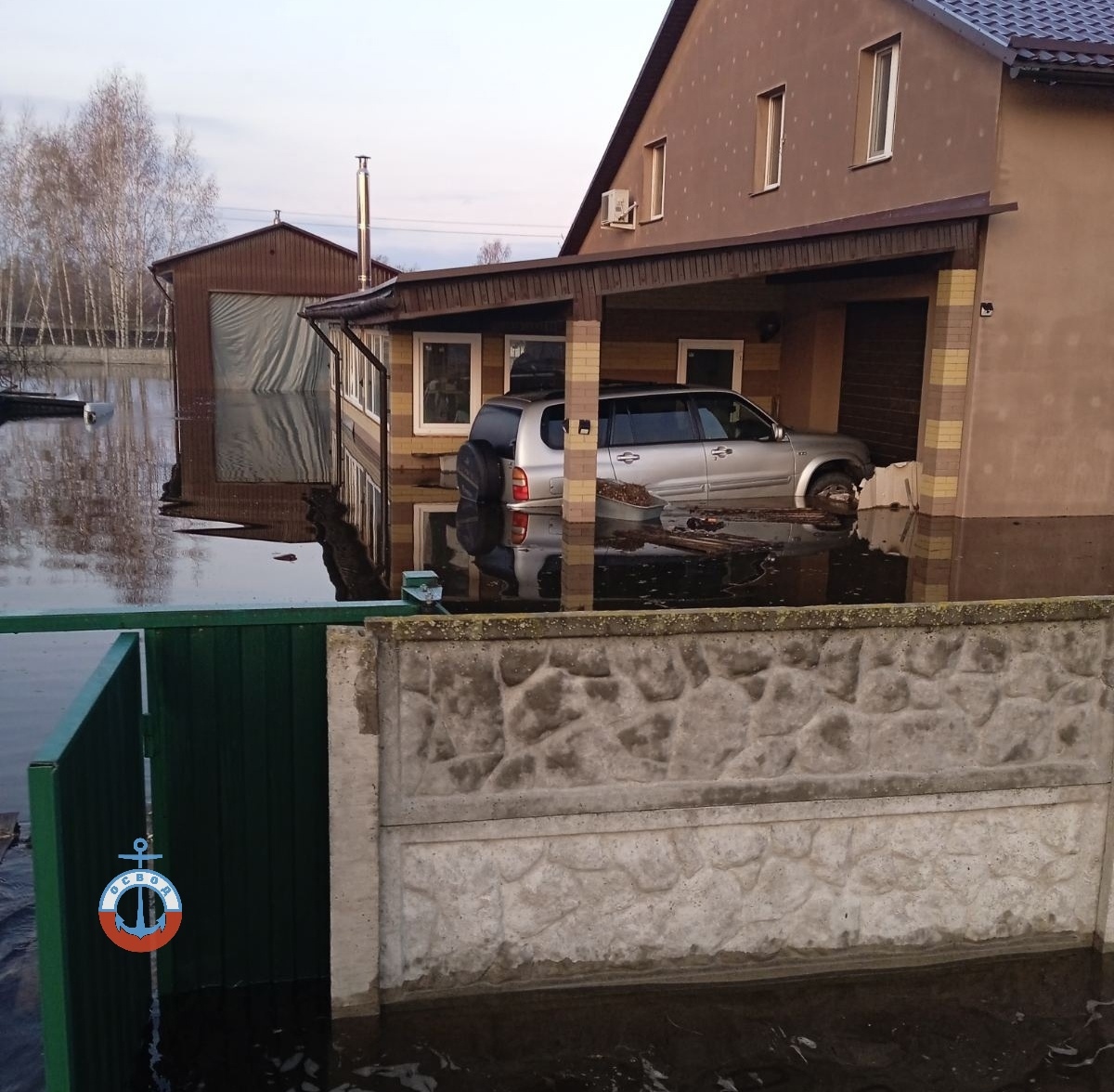 Вода за полчаса залила дома по окна: под Гомелем ОСВОД и МЧС ночью  эвакуировали людей