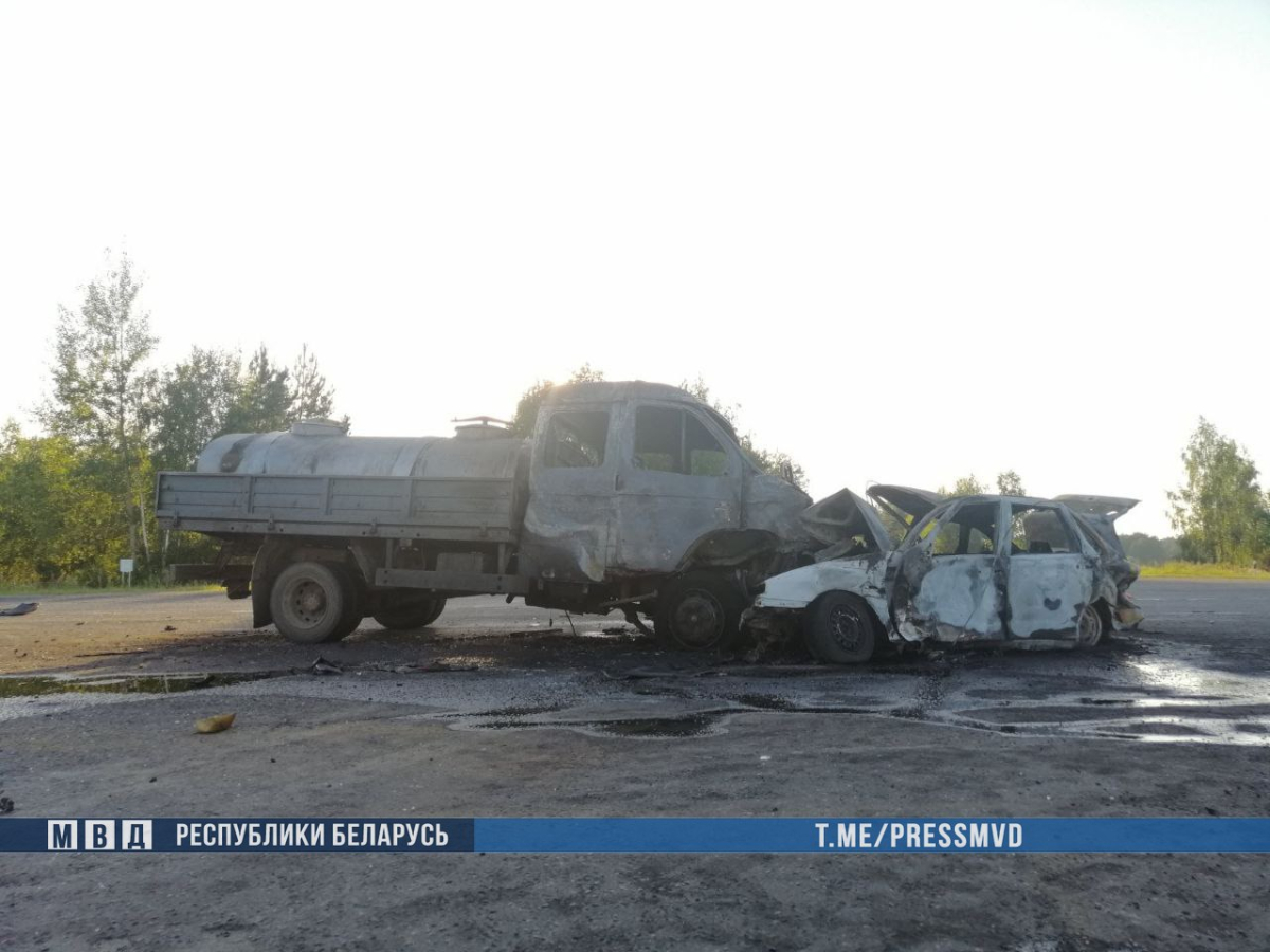 На Гомельщине в ДТП погибли два человека