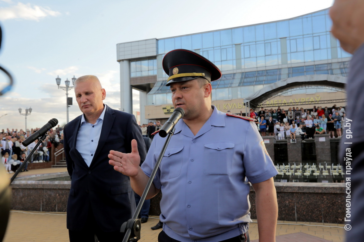 Руководство Жлобинского райисполкома и начальник районной милиции  встретились с местными жителями